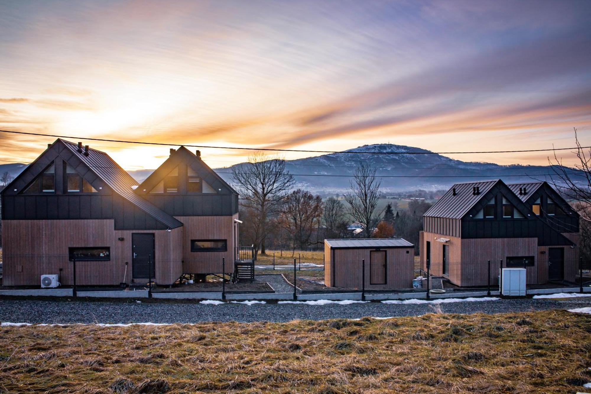 Beskid Sielski - Klimatyczne Domki W Lipowej Z Widokiem Na Gory I Sauna - Dream Apart Zywiec Exterior photo